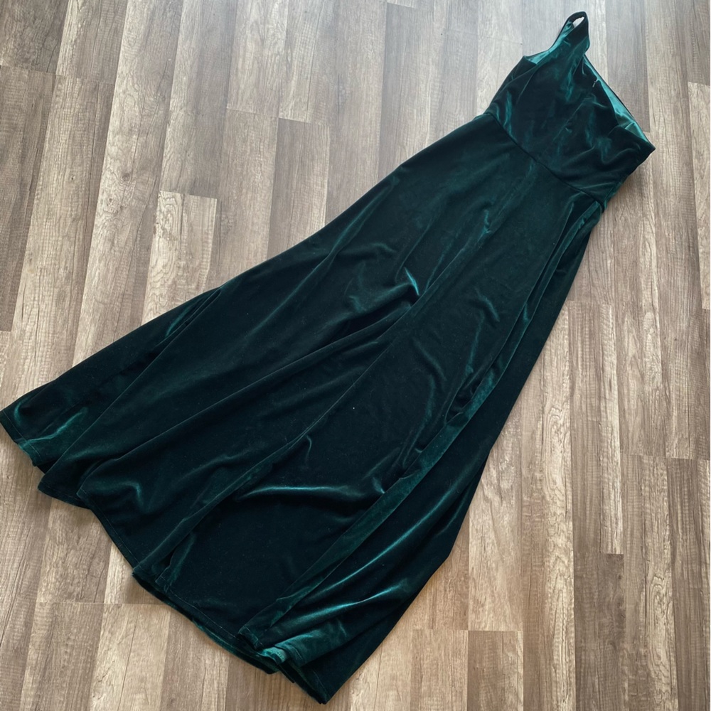 Jenny Yoo Collection Cybill Emerald Green Velvet One Shoulder Maxi Dress, Size 6 - Picture 5 of 8